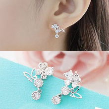蝶舞花间，闪耀耳畔 2012新款9折韩国进口蝴蝶恋花水钻耳钉